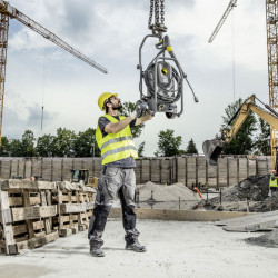 Професионална водоструйка Karcher HD 7/14-4 M Cage