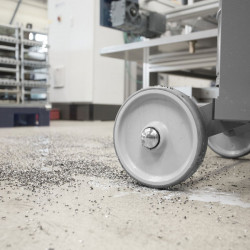 Професионална смукачка Karcher IVR-L 40/12-1