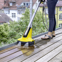 Уред за почистване на външни настилки Karcher PCL 4 Уред за почистване на външни настилки Karcher PCL 4