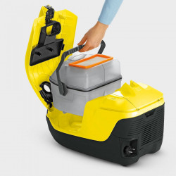 Прахосмукачка с воден филтър Karcher DS 6