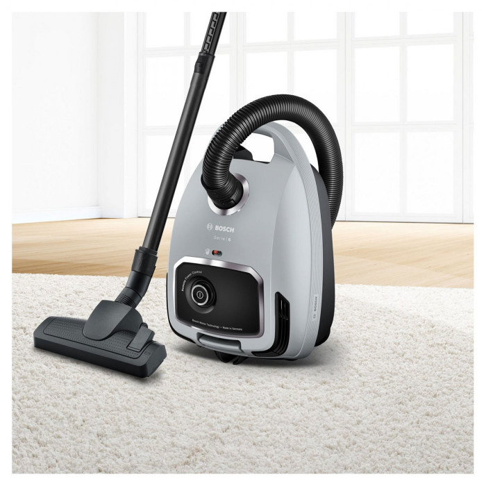 Прахосмукачка Bosch BGB6X330